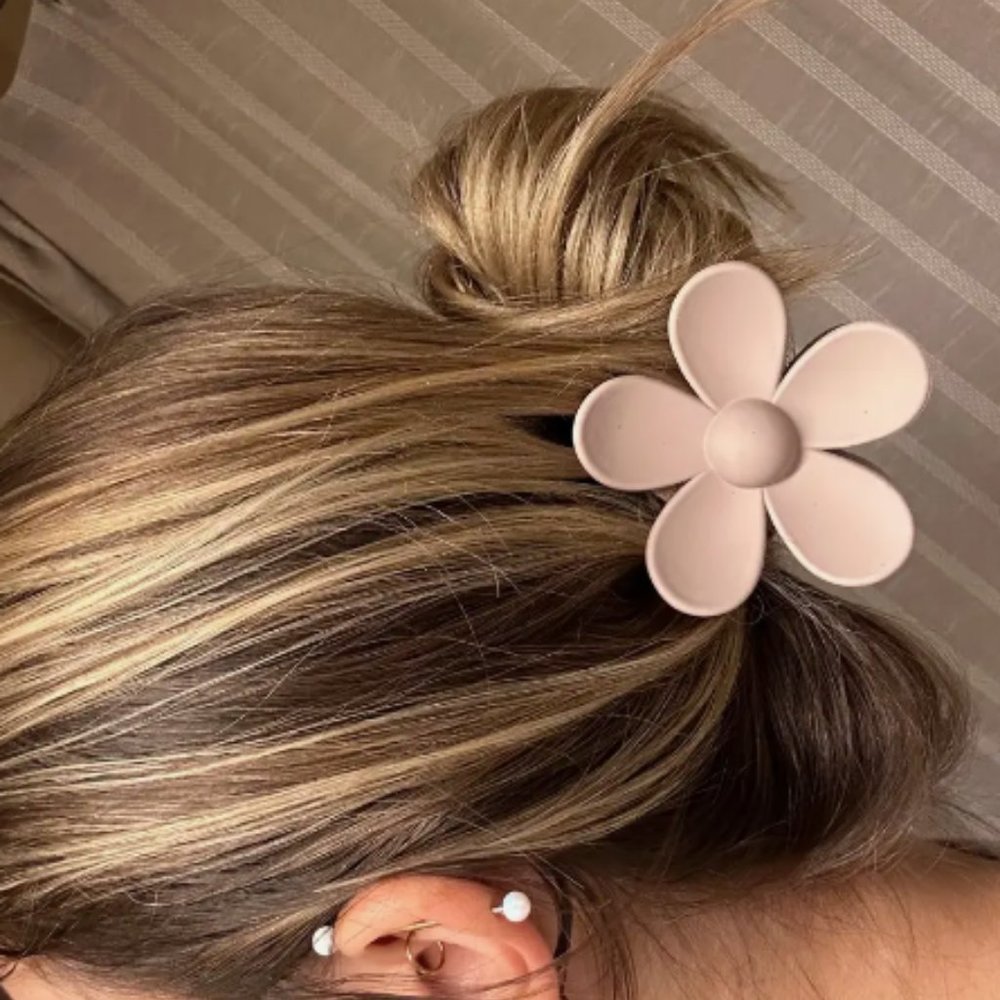 8pcs Matte Color Flower Hair Claw Clip - Picture 4 of 7